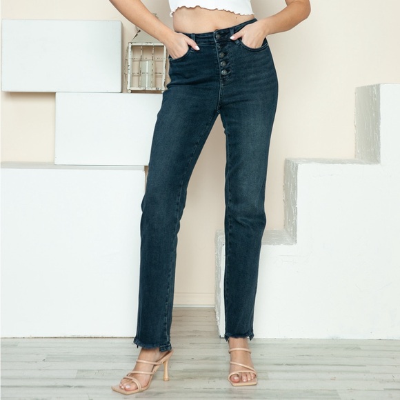 NWT Judy Blue PLUS + REG Size Burning Down Button Fly Raw Hem Straight Leg Jeans - Picture 1 of 9